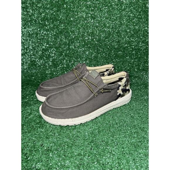 Hey Dude Wally Funk Youth Brown & Camo Slip On Shoes Youth Size 6 Womens Size 7 - Picture 3 of 9